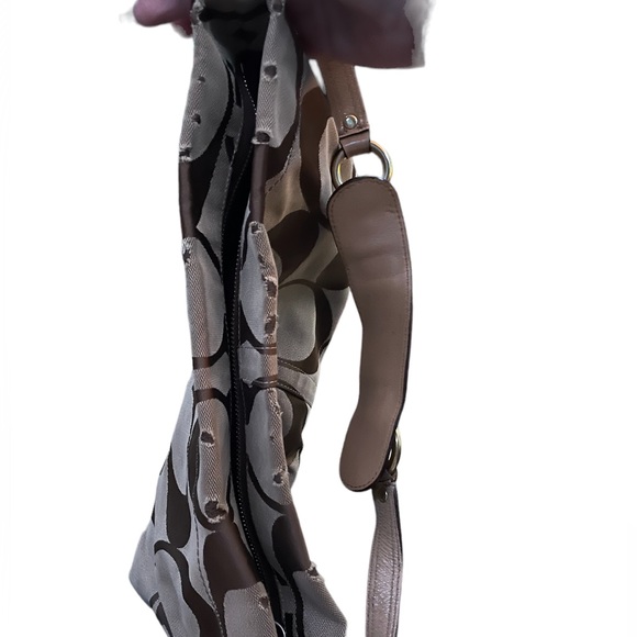 Medium Coach Signature Satchel Brown - Picture 4 of 4